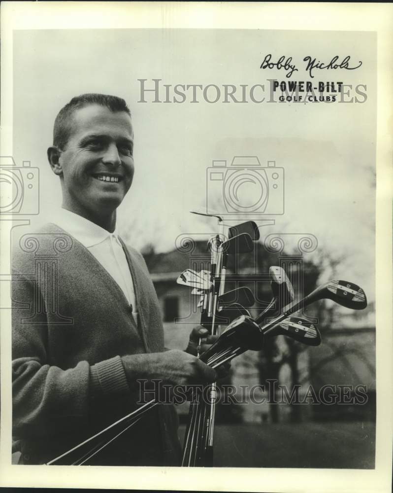 Load image into Gallery viewer, 1967 Press Photo PGA Championship Winner Golfer Bobby Nichols - nox42308

