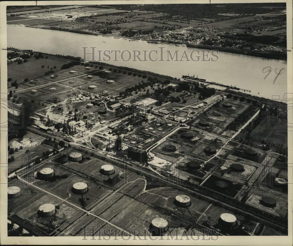 1954 Press Photo Aerial View of Pan Am Southern&#39;s Refinery, Destrehan, Louisiana- Historic Images