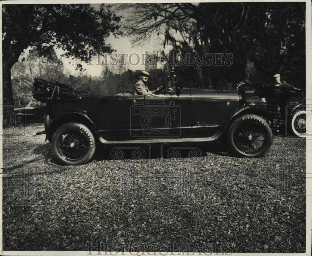 1965 Press Photo Joe Miller sitting in his self restored 1917 Marmon.- Historic Images