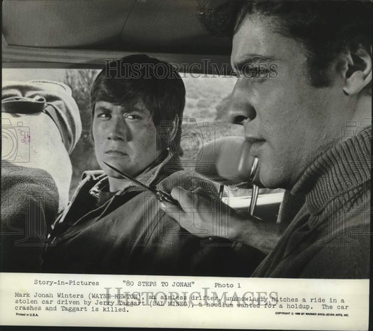 1969 Press Photo Wayne Newton and Sal Mineo in a scene from "80 Steps to Jonah"- Historic Images