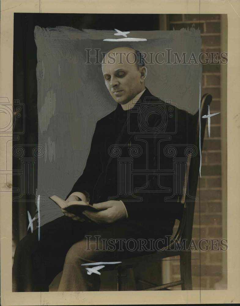 1933 Press Photo Father Joseph Pyzikiewicz, new pastor of Mater Dolorosa church.