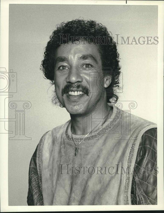 1985 Press Photo Singer Smokey Robinson of "Motown Revue"- Historic Images