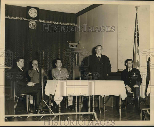 1941 Press Photo The Magnolia Projects discussion panel on stage, New Orleans.- Historic Images