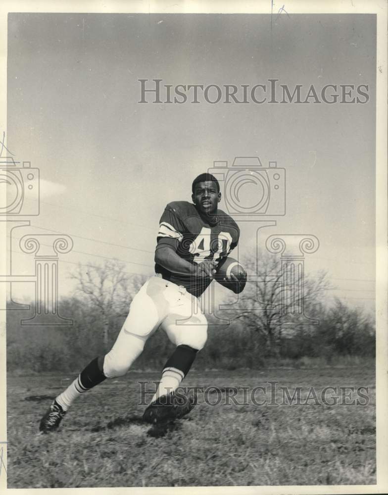 1969 Press Photo Northeast Louisiana's running back Joe Profit. - nox46242
