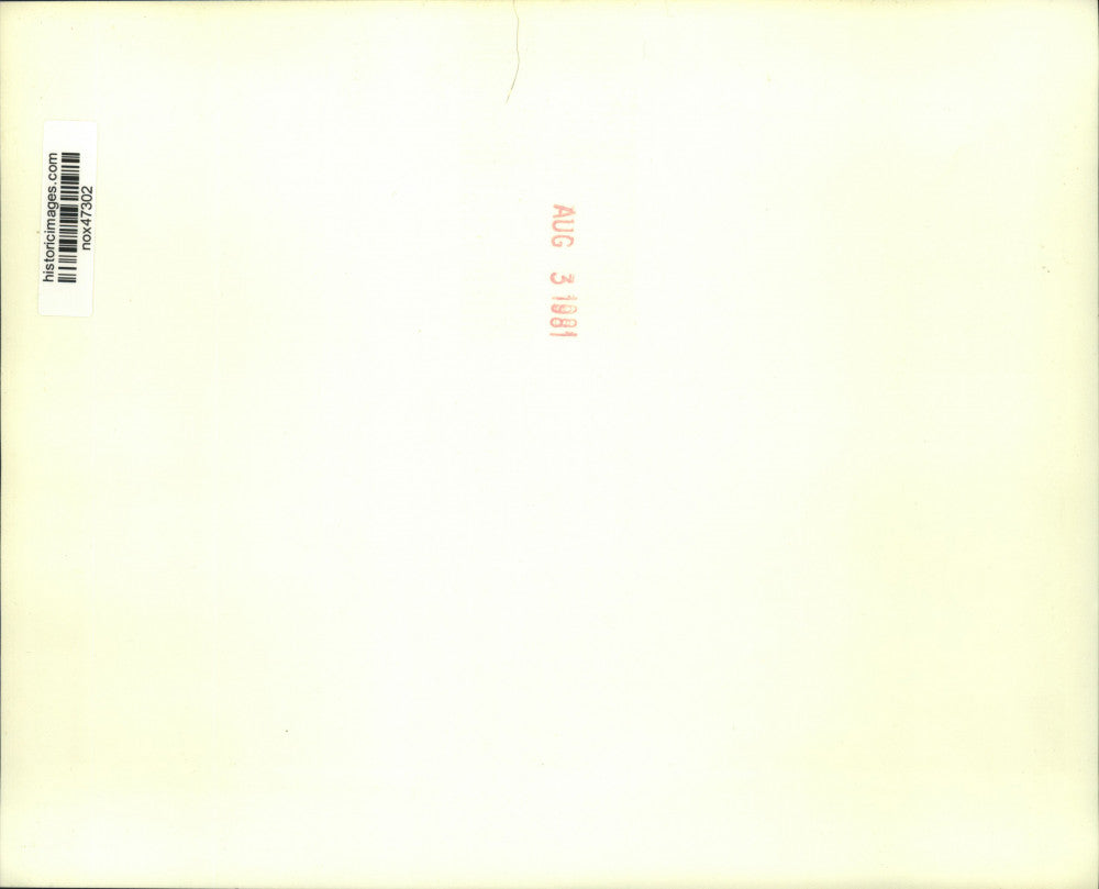 1981 Press Photo Actors George Hamilton, Donovan Scott in "Zorro, The Gay Blade"