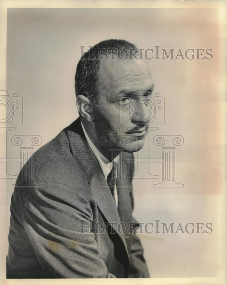 1955 Press Photo Actor Keenan Wynn of "Two-Bit Gangster" - nox47557
