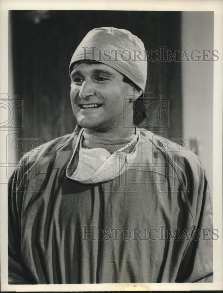 1980 Press Photo Comedian-Actor Robin Williams in &quot;Mork &amp; Mindy&quot; - nox47563- Historic Images