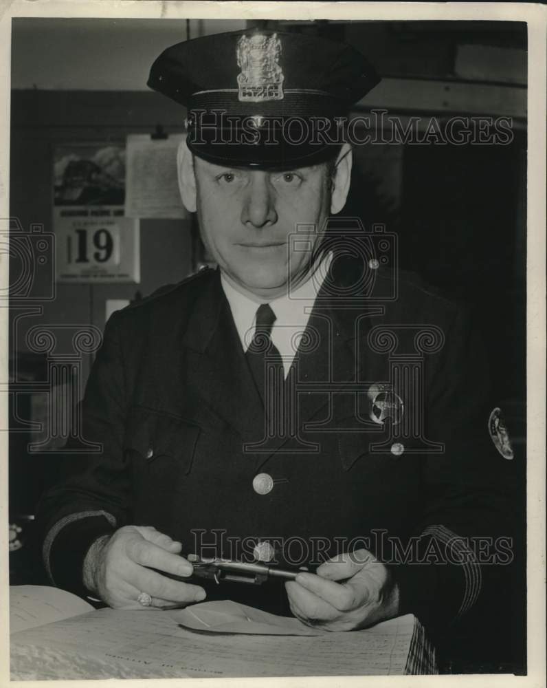 1949 Press Photo Patrolman Frederick J. Wilson - nox48122- Historic Images