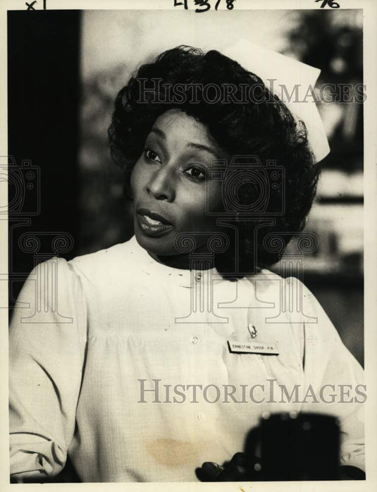 1980 Press Photo Actress Madge Sinclair in "Trapper John, M.D." - nox49123