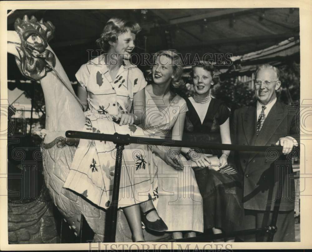 1950 Press Photo Governor Earl Warren and Daughters, California - nox50124- Historic Images