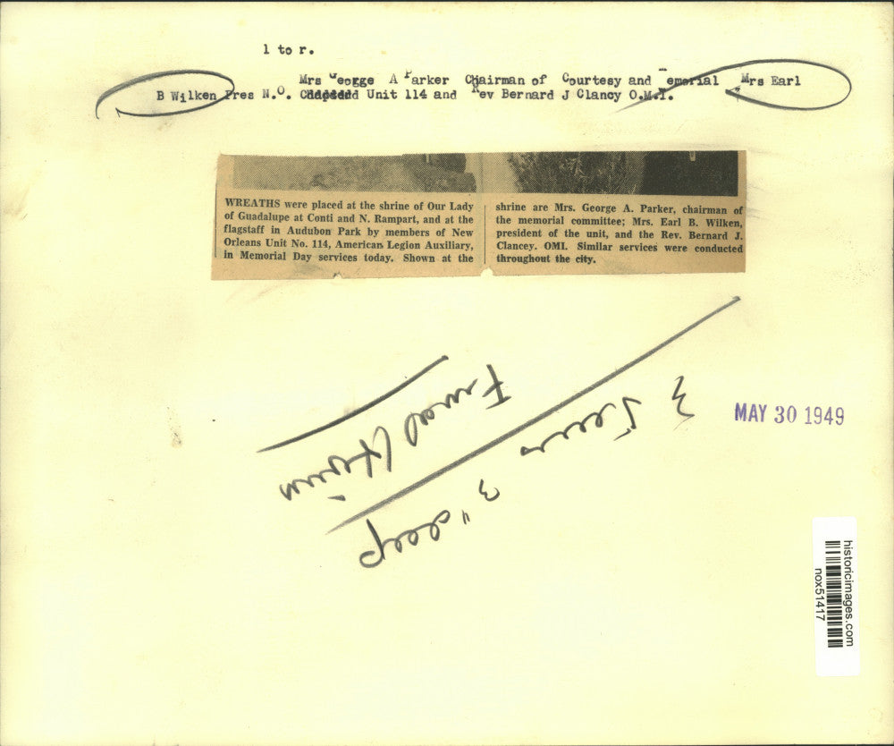 1949 Press Photo Auxiliary Places Memorial Day Wreaths At Shrine, New Orleans