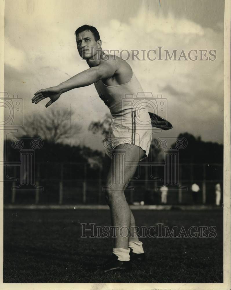 1939 Press Photo Millard White, Tulane University Track Star - nox52332- Historic Images