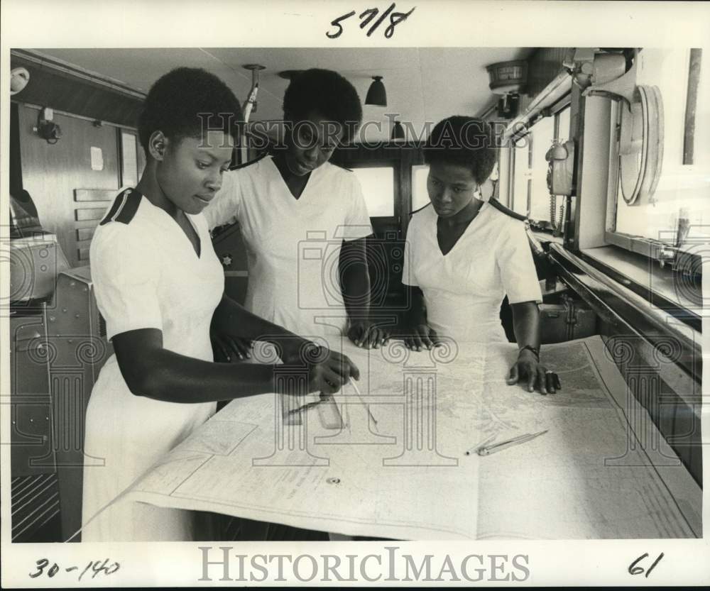 1978 Press Photo First female ship captains south of the Sahara in training- Historic Images