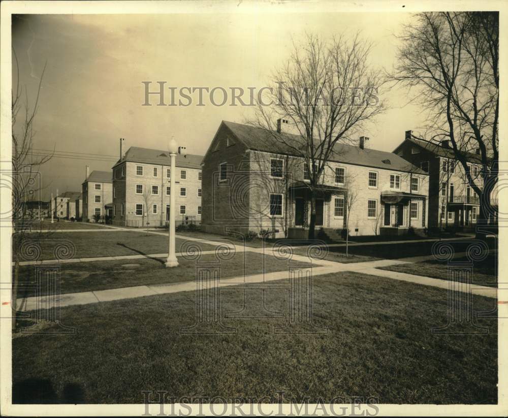 1940 Press Photo Slum Clearance of St. Thomas Housing Project. - nox53687- Historic Images