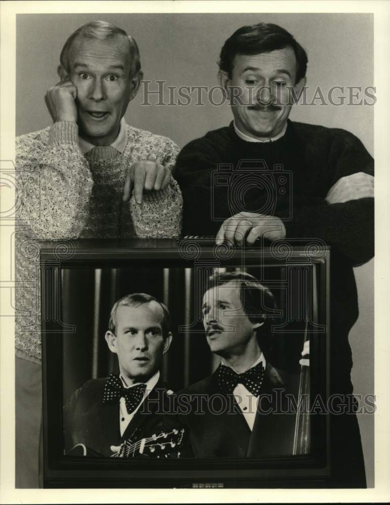 1988 Press Photo Tom and Dick Smothers for &quot;The Smothers Brothers 20th Reunion&quot;- Historic Images