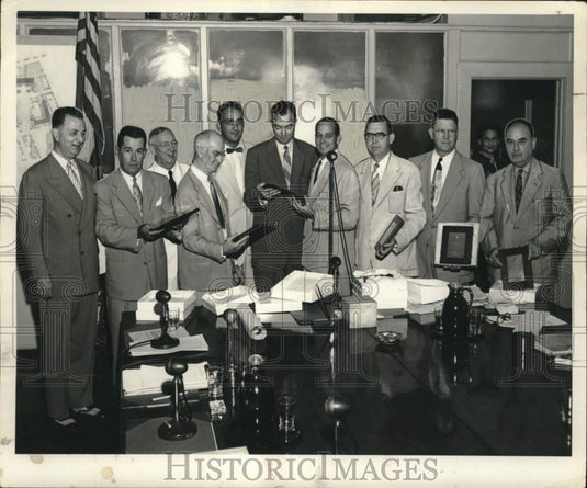 1952 Press Photo Mayor Morrison and other New Orleans charter committee members- Historic Images
