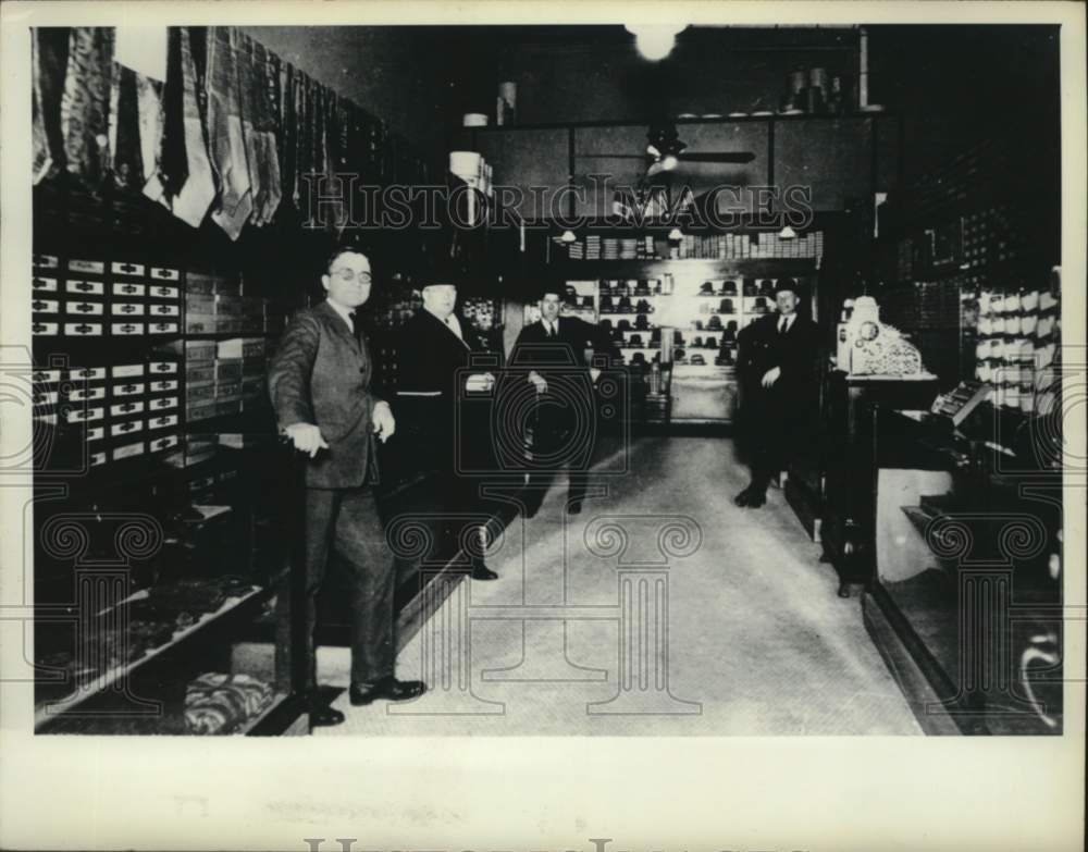 Press Photo President Harry Truman in habisdery store before presidency.- Historic Images