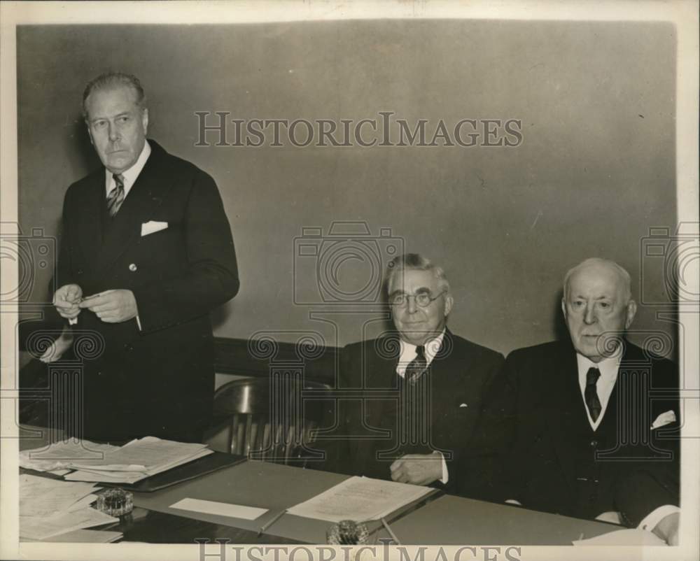 1938 Press Photo Myron Taylor makes farewell report to US Steel officials- Historic Images