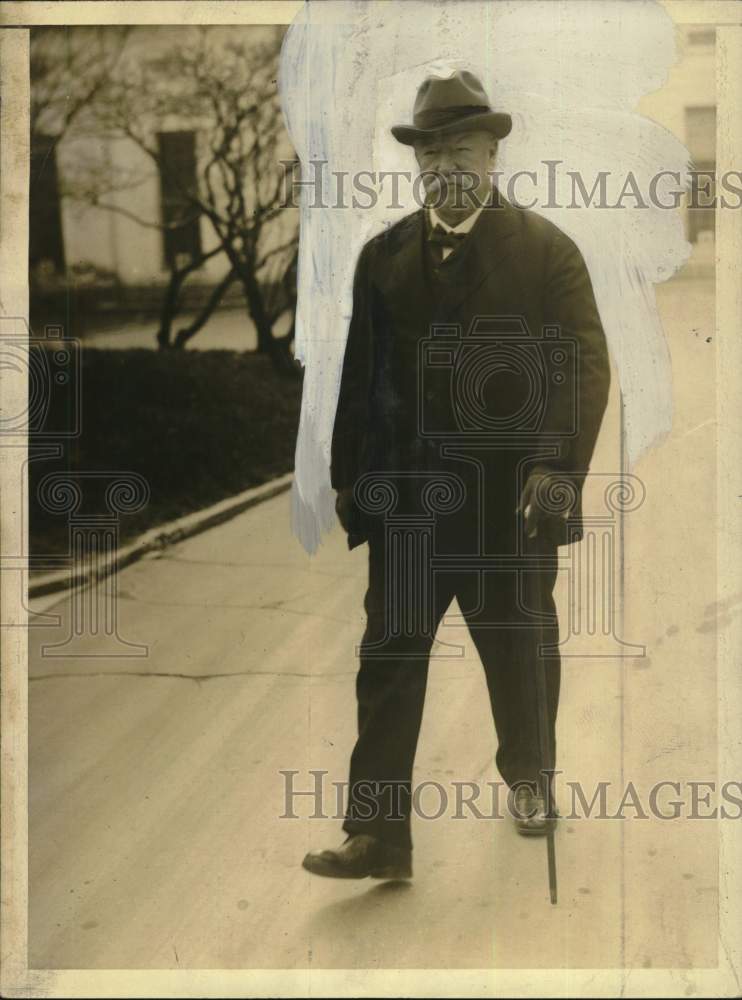 1926 Press Photo Chief Justice William Howard Taft walks to work in the Capitol- Historic Images