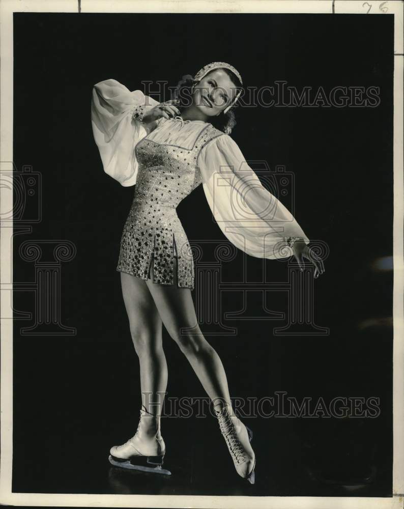 1952 Press Photo Figure Skater Nadine Schramm - noz01883- Historic Images