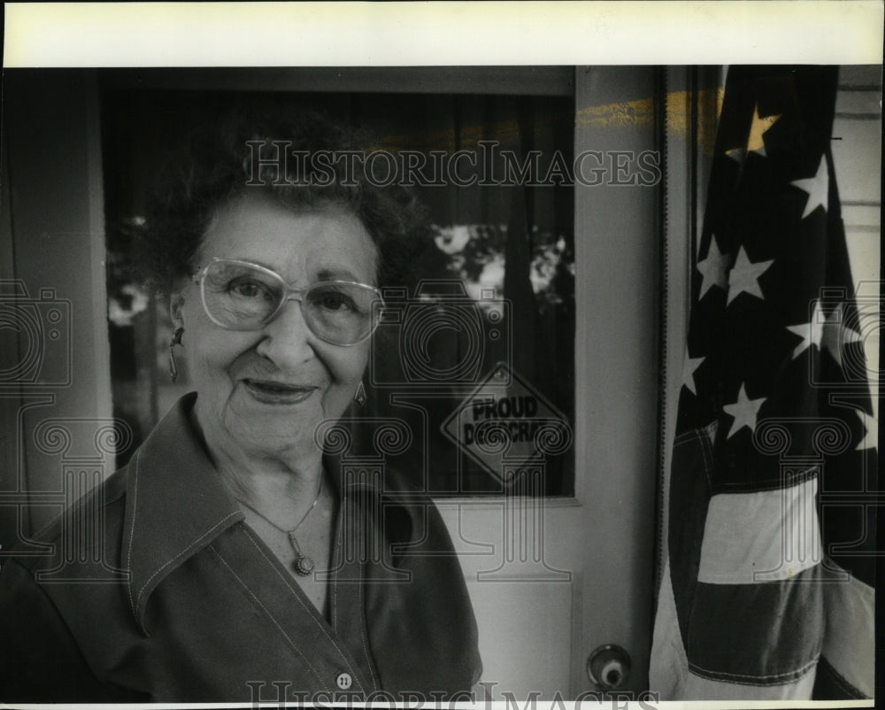 1988 Press Photo Antonia Crater, retired teacher from Newberg, oldest delegate- Historic Images