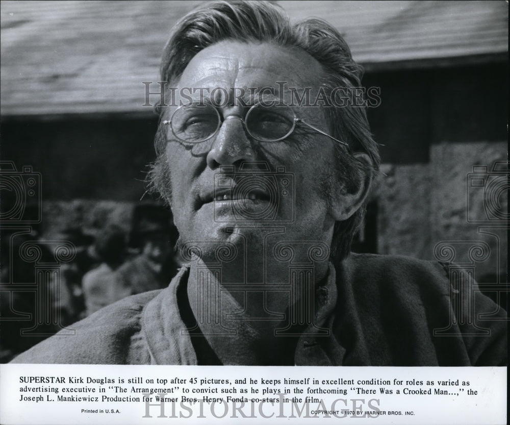 1970 Press Photo Kirk Douglas in There Was A Crooked Man- Historic Images