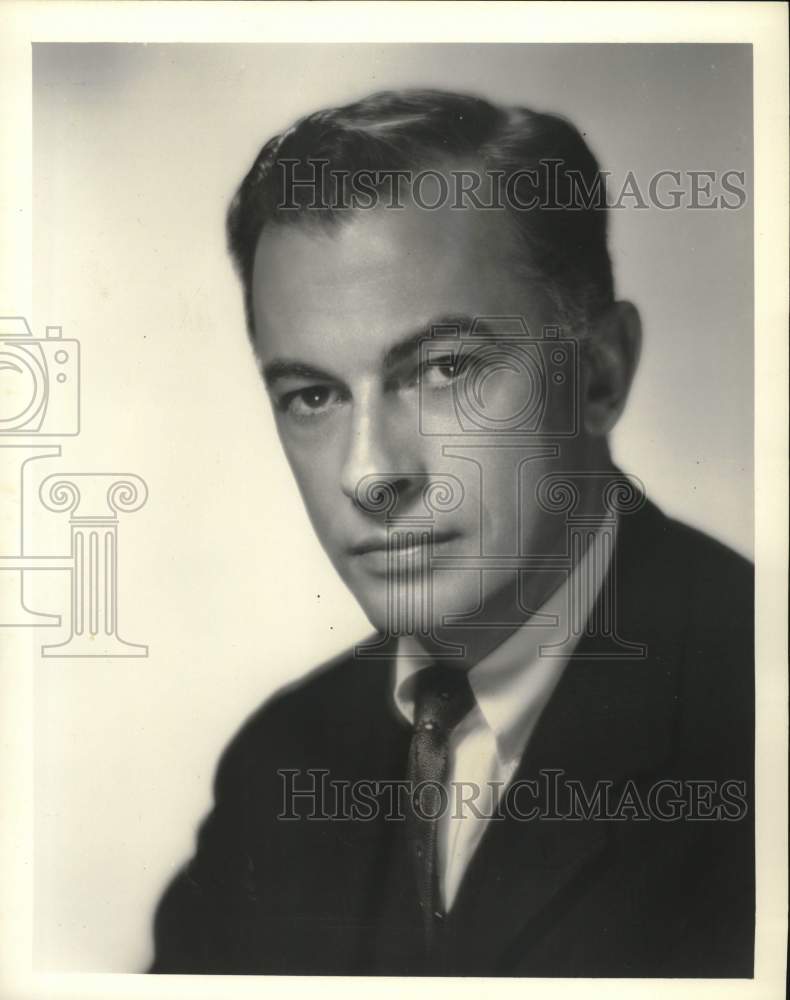 1961 Press Photo William Roerick - pia03238