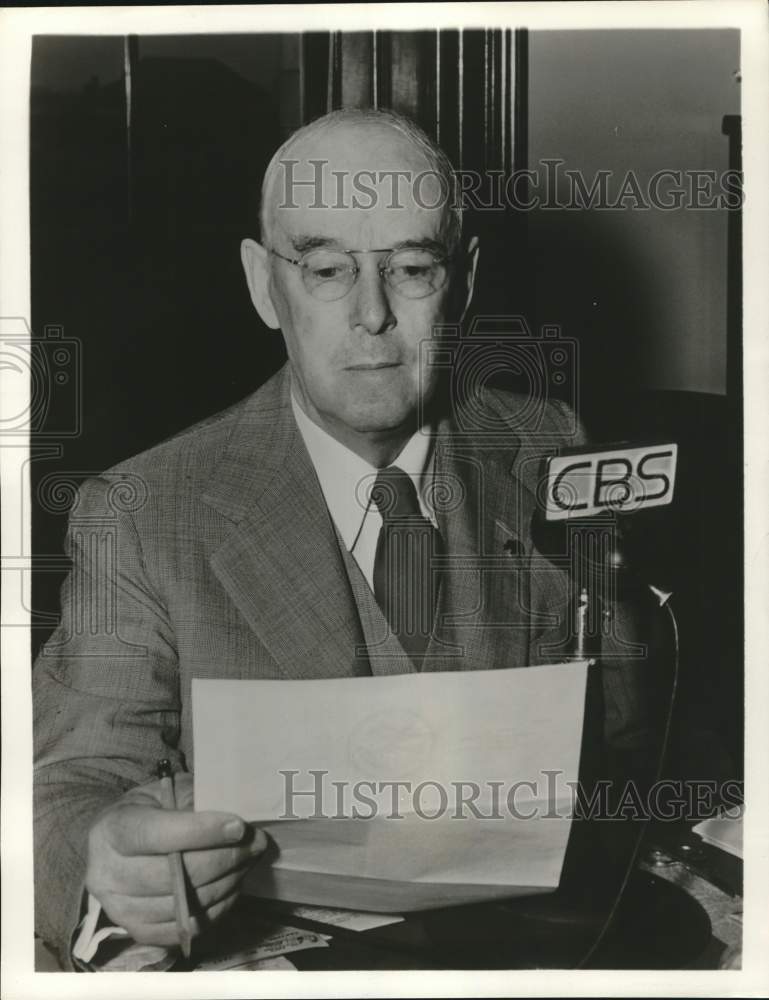 1950 Press Photo Senator Charles W. Tobey of New Hampshire speaks on CBS radio.- Historic Images