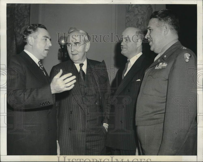 Load image into Gallery viewer, 1946 Press Photo Members of Senate Atomic Energy Committee at meeting in DC
