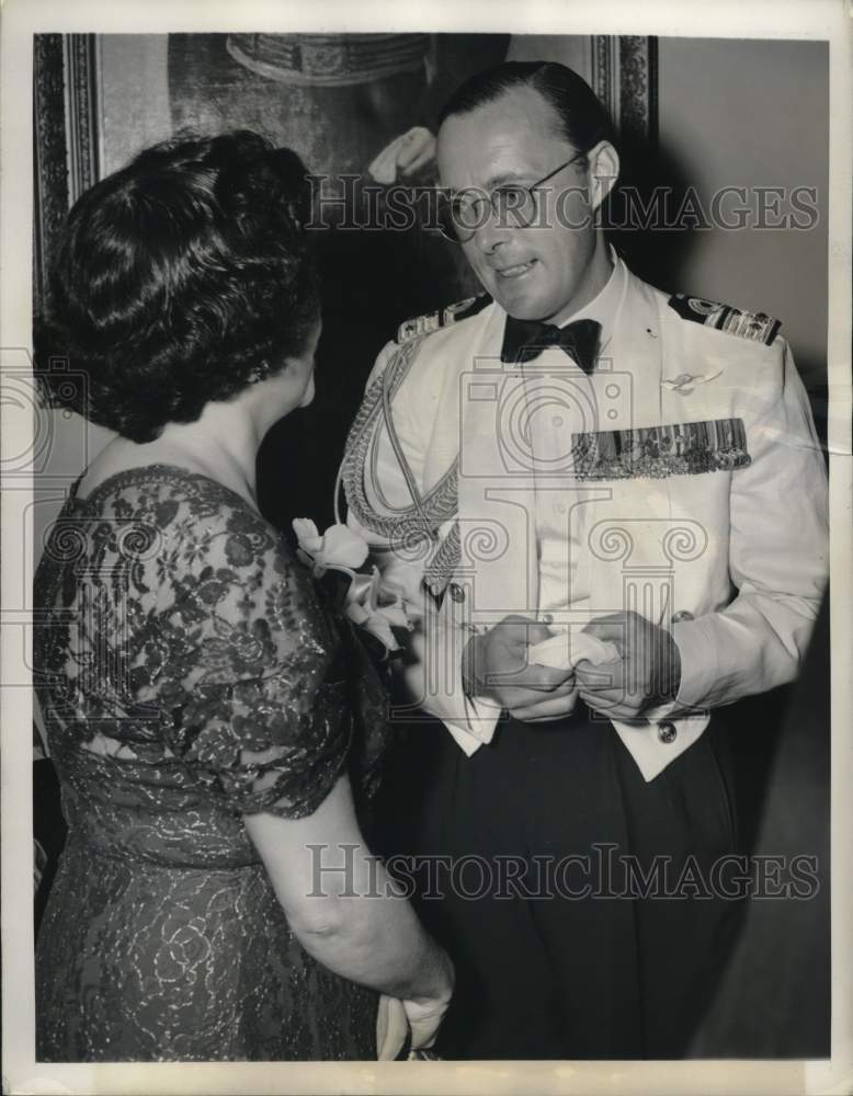 1950 Press Photo Netherlands Prince Bernhard &amp; Mrs. Luis Munoz in Puerto Rico