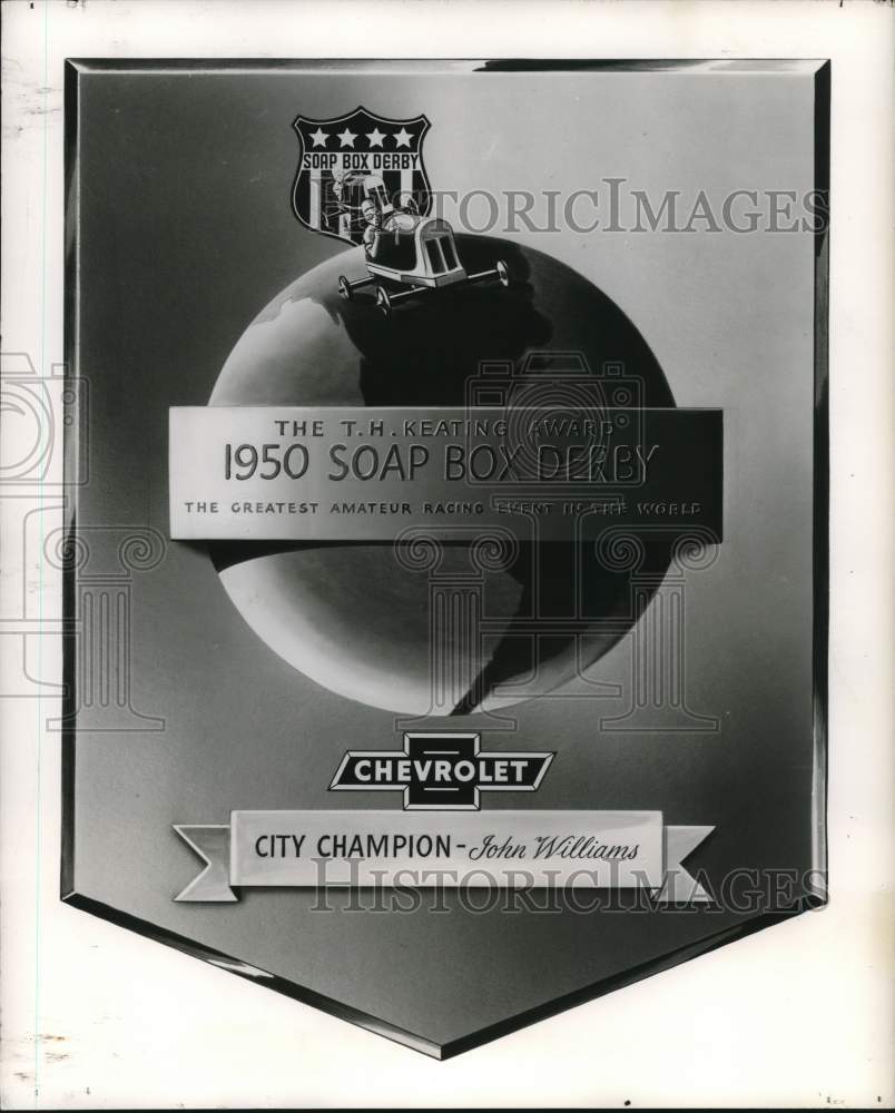 1950 Press Photo Chevrolet Motor Division&#39;s &quot;T. H. Keating&quot; soap box derby award- Historic Images