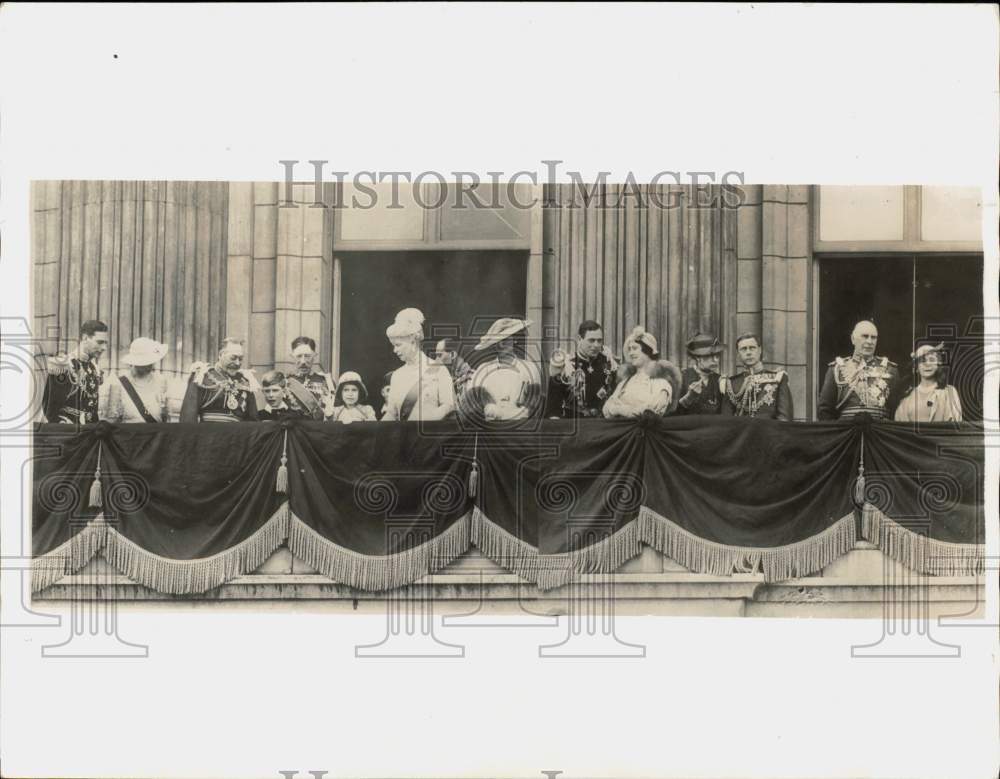 1935 Press Photo Members of the Royal Family celebrate Silver Jubilee in London- Historic Images