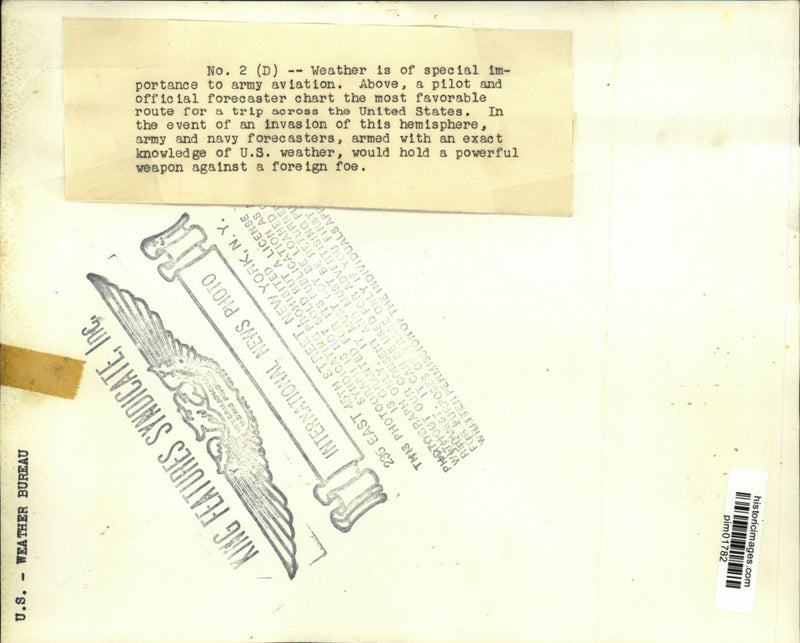 Load image into Gallery viewer, Press Photo Army pilot &amp; official forecaster, weather charts - pim01782
