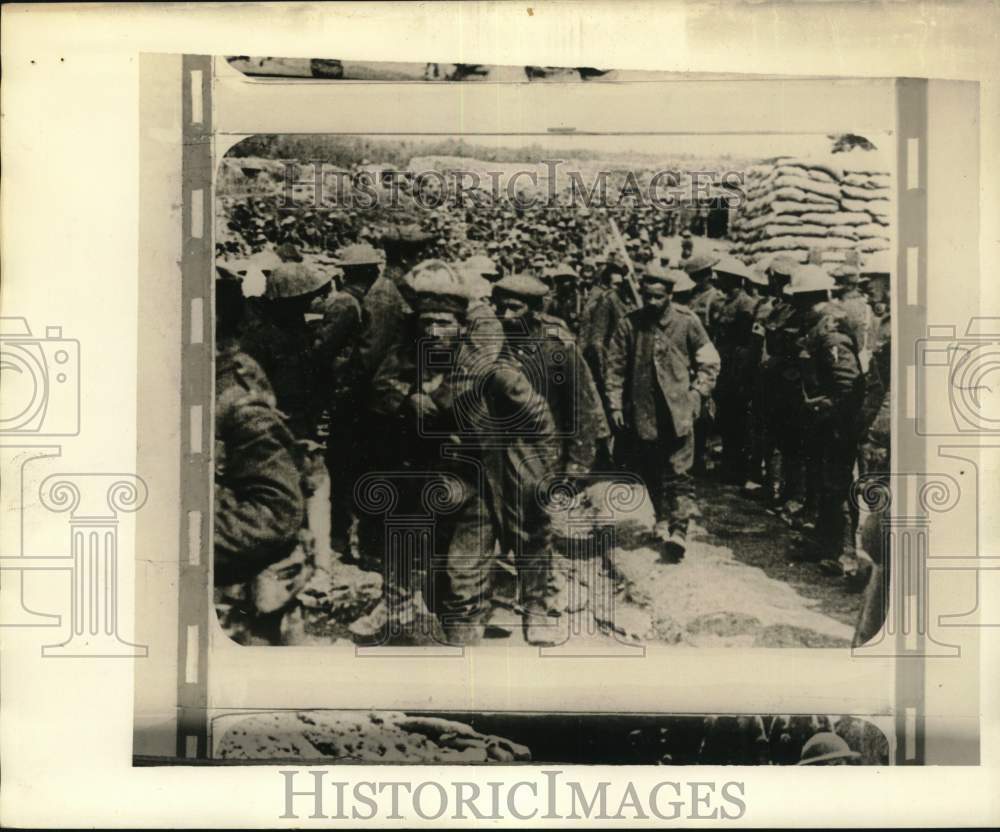 Press Photo Soldiers in scene from World War I - pim07857- Historic Images