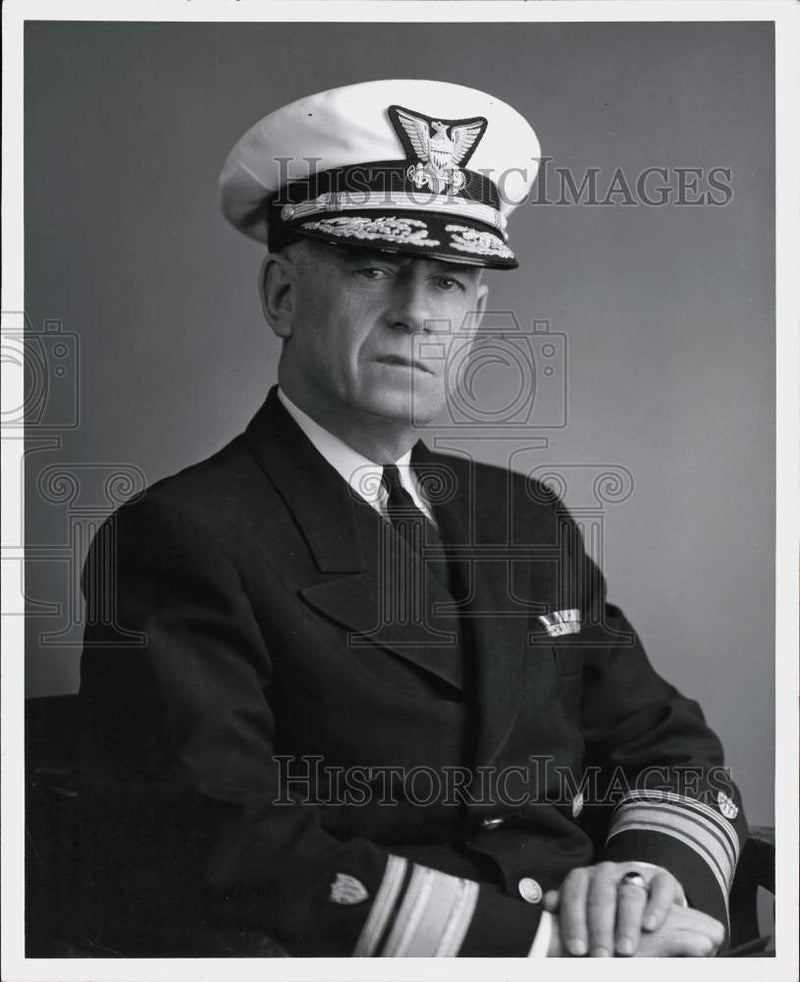 Load image into Gallery viewer, 1956 Press Photo Rear Admiral Ira E. Eskridge - pim11523
