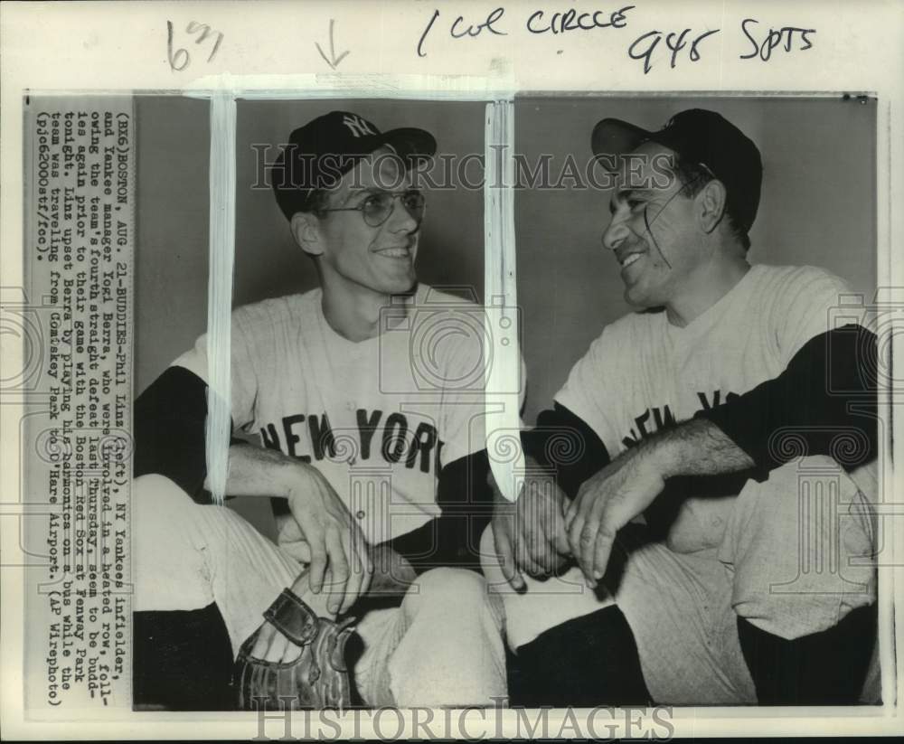 1964 Press Photo New York&#39;s Phil Linz &amp; manager Yogi Berra reconcile before game- Historic Images