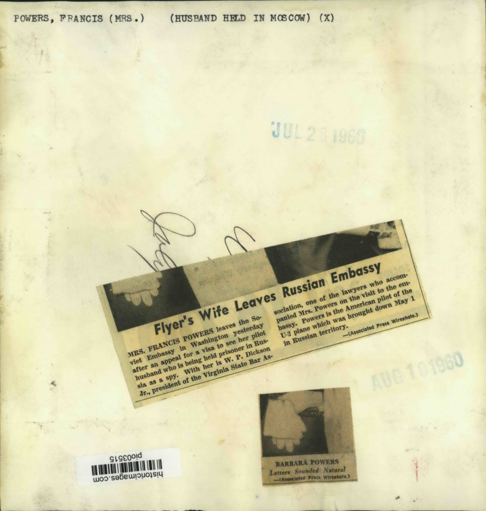 1960 Press Photo U-2 pilot's wife Barbara Powers & W P Dickson Jr at embassy, DC