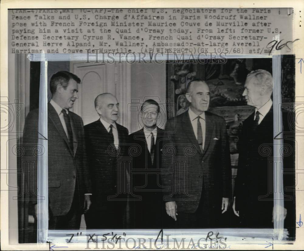 1968 Press Photo Delegates for the Vietnam Peace Talks, Paris - pio05282