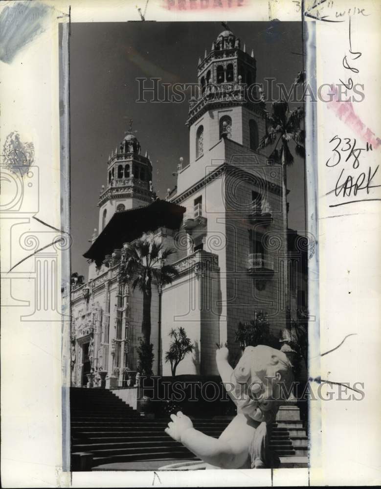 1969 Press Photo San Luis Obispo & Castle of William Randolph Hearst, California- Historic Images