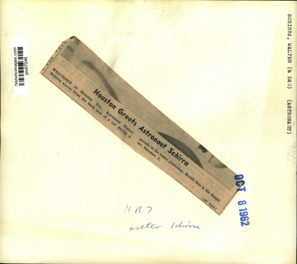 1962 Press Photo Astronaut Walter Schirra Jr & daughter Suzanne, Houston, Texas