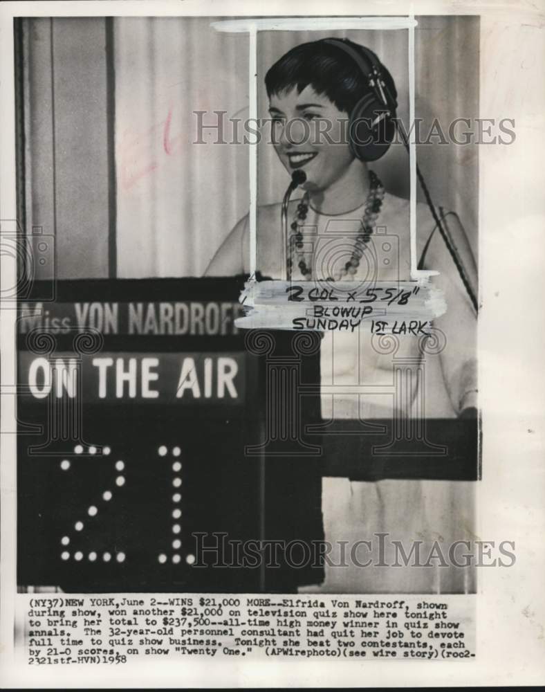 1958 Press Photo Elfrida Von Nardroff, TV game show, New York - pio07354- Historic Images