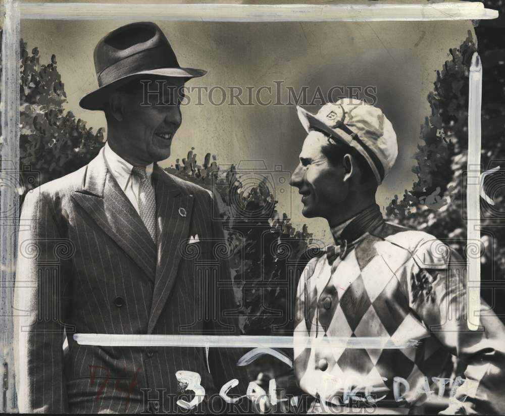 1951 Press Photo Alfred G. Vanderbilt &amp; jockey Eric Guerin, Belmont Park- Historic Images