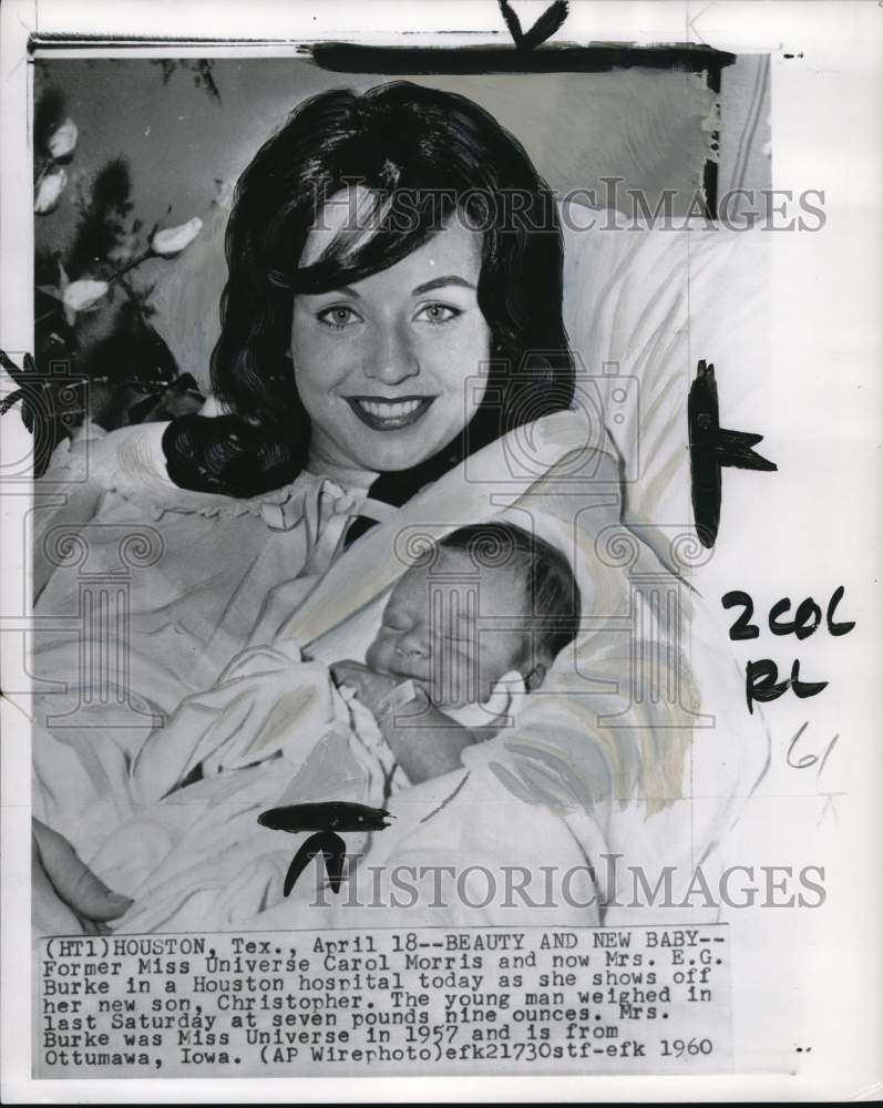 1960 Press Photo Carol Morris with newborn son Christopher in Houston, Texas