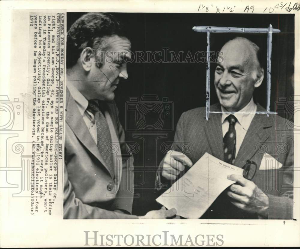 1972 Press Photo George Gally Sr. and son George with Gallup ballot, New Jersey- Historic Images