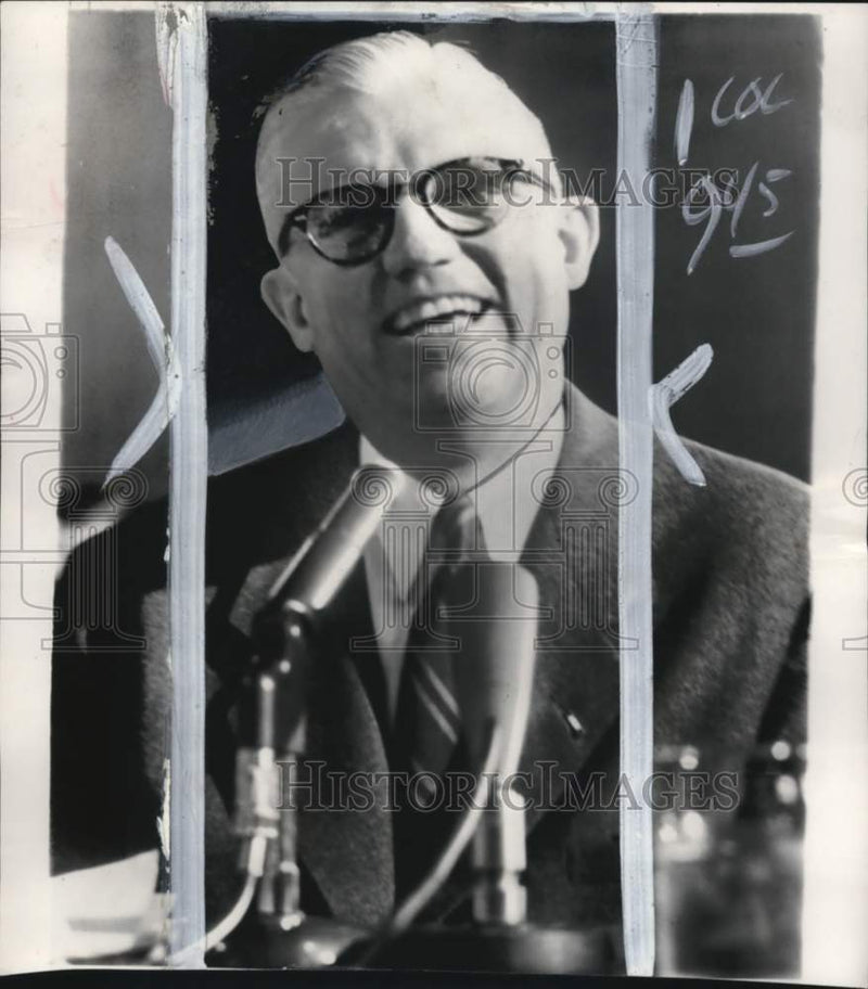 Load image into Gallery viewer, 1954 Press Photo Army Secretary Robert Stevens - pio16842
