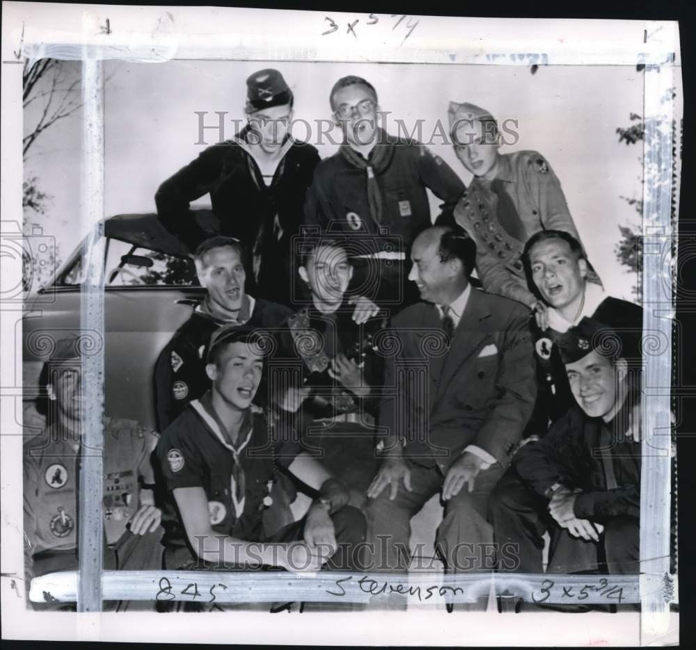 1952 Press Photo Kentucky Boy Scouts sing for Illinois Governor Adlai Stevenson- Historic Images