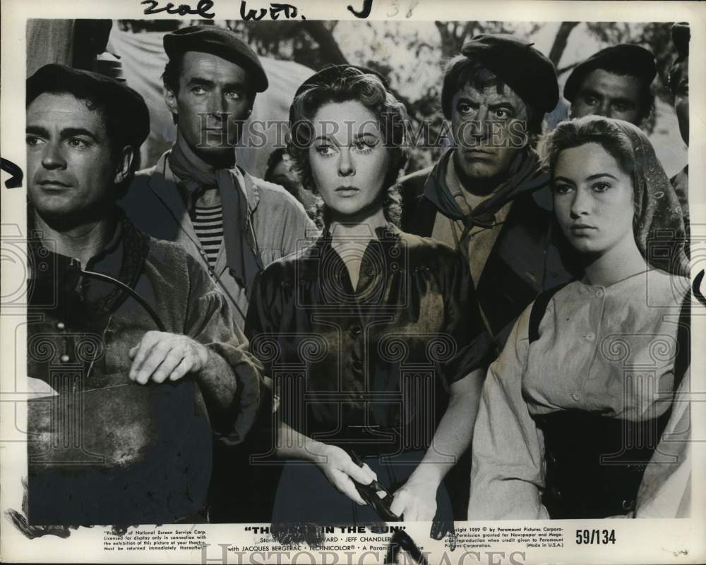 1959 Press Photo Susan Hayward &amp; co-stars in &quot;Thunder in the Sun&quot; - pio20735- Historic Images