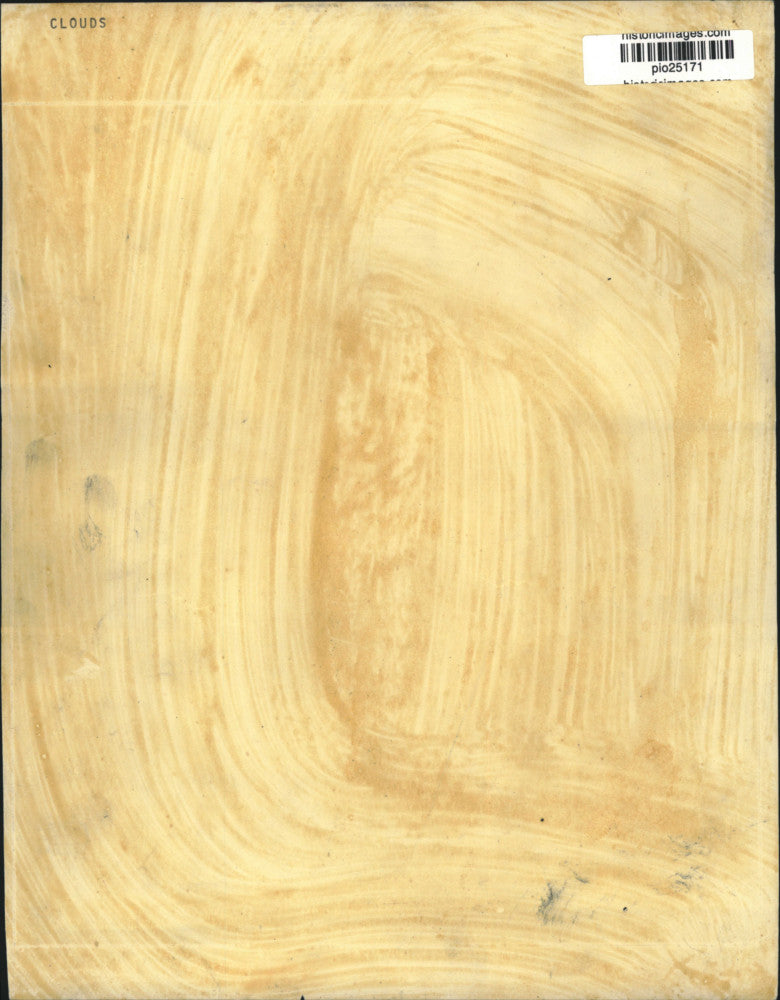 Press Photo Clouds over land and sea - pio25171