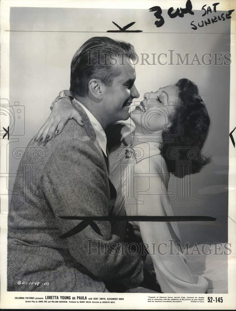 1952 Press Photo Actors Kelly Smith & Loretta Young star in "Paula" - pio27818- Historic Images