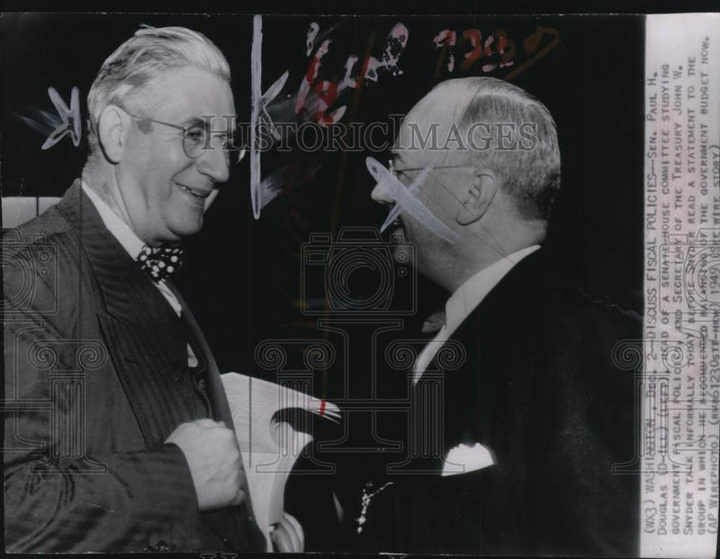Load image into Gallery viewer, 1949 Press Photo Senator Paul Douglas &amp; Secretary of Treasury John Snyder in DC
